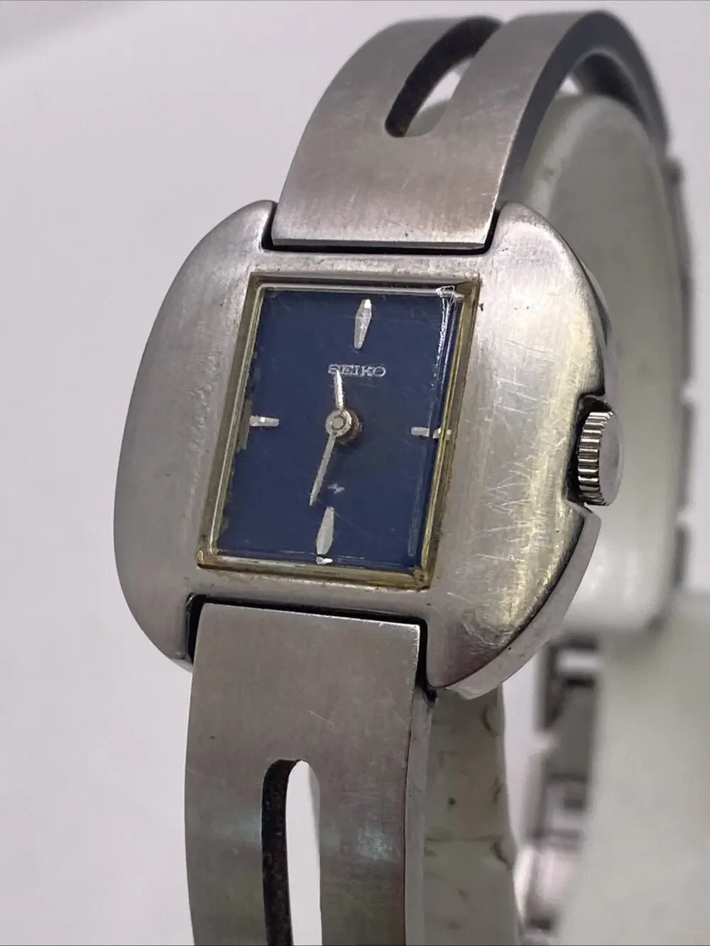 Vintage Seiko Womens Mechanical Wind Watch Works Running